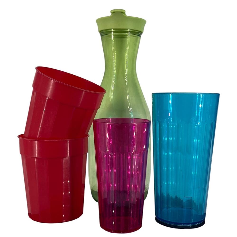 Flip Top Carafe Bottle Pitcher and 4 Cups  Drinkware Bundle